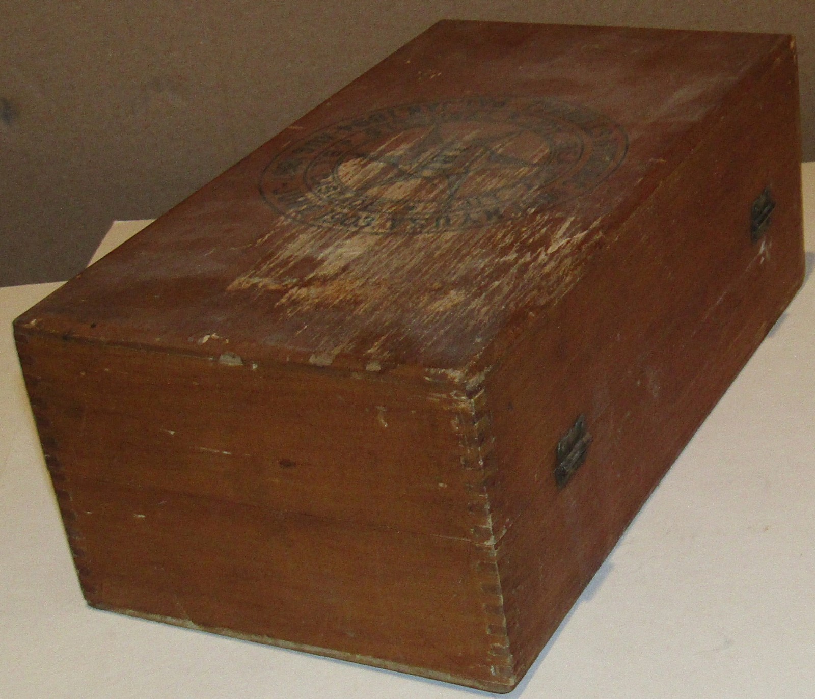 TYRRELLS J.B.L.CASCADE RECTAL ENEMA WOOD MEDICAL ADVERTISING BOX,1903,Empty,1894