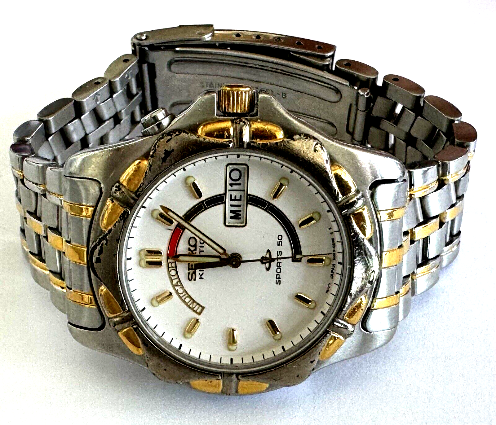 Men's Seiko Kinetic Sports 50 White Dial 5M43-0A59 Two Tone Men's Seiko Kinetic Sports 50 White Dial 5M43-0A59 Two Tone