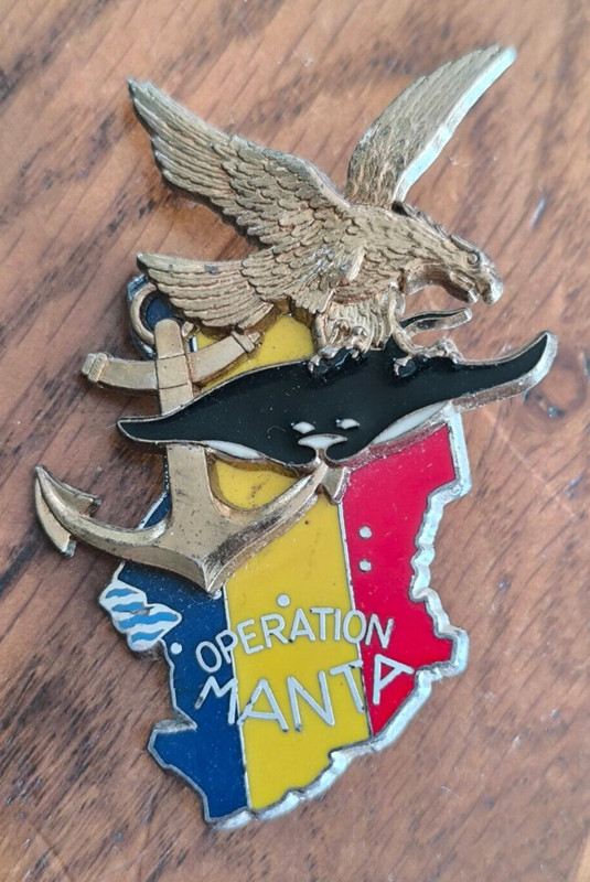 Insigne Militaire OpÃ©Ration Manta Au Tchad Type 3 Y Delsart   /F66