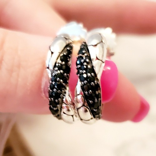 Pre-owned Kali $650 | John Hardy Silver  Lava Small Hoop Earrings Pave Black Sapphire