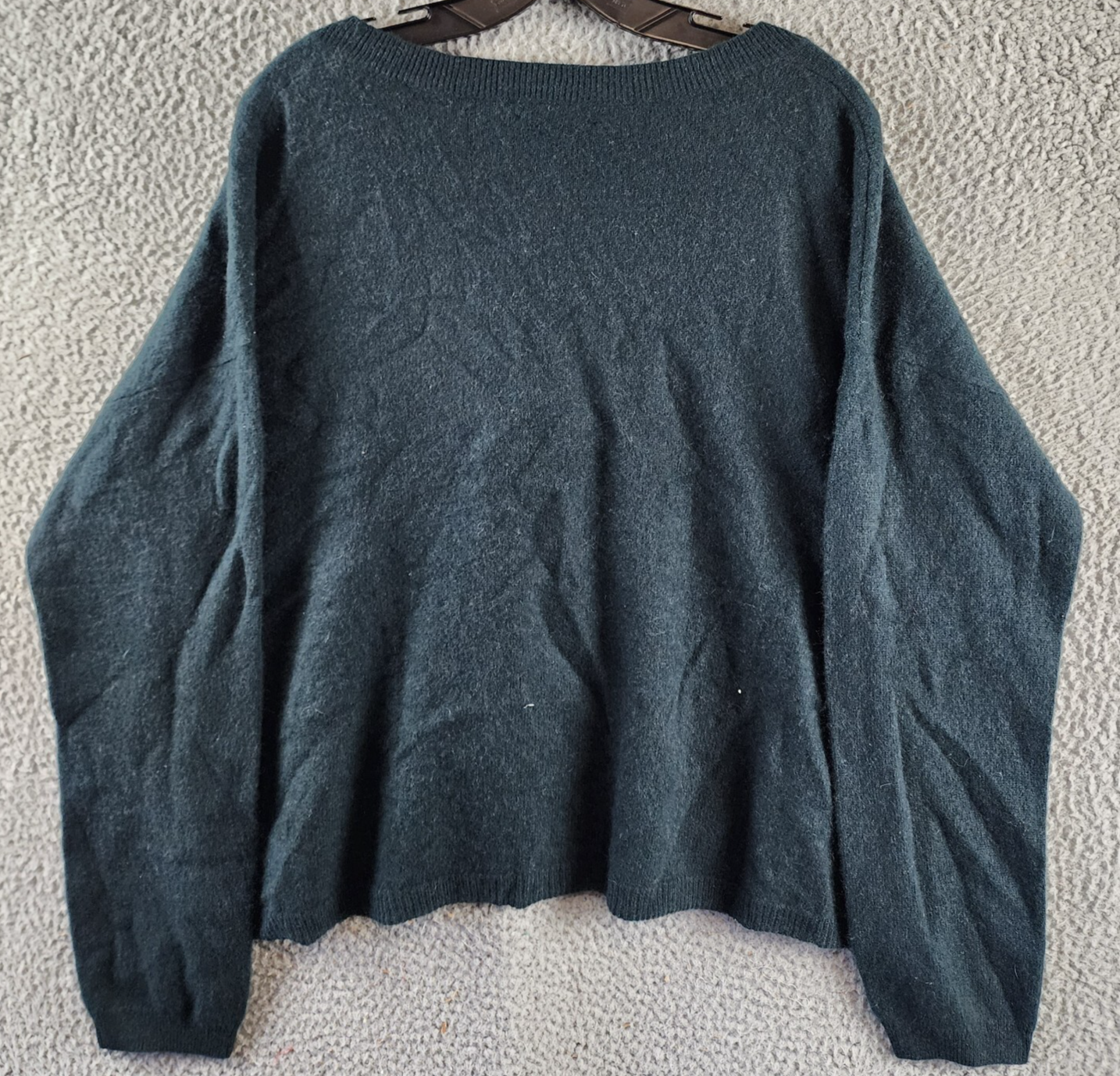 C by Bloomingdale's Cashmere V Neck Cardigan Women's L Dark Green Button Closure - Picture 10 of 12
