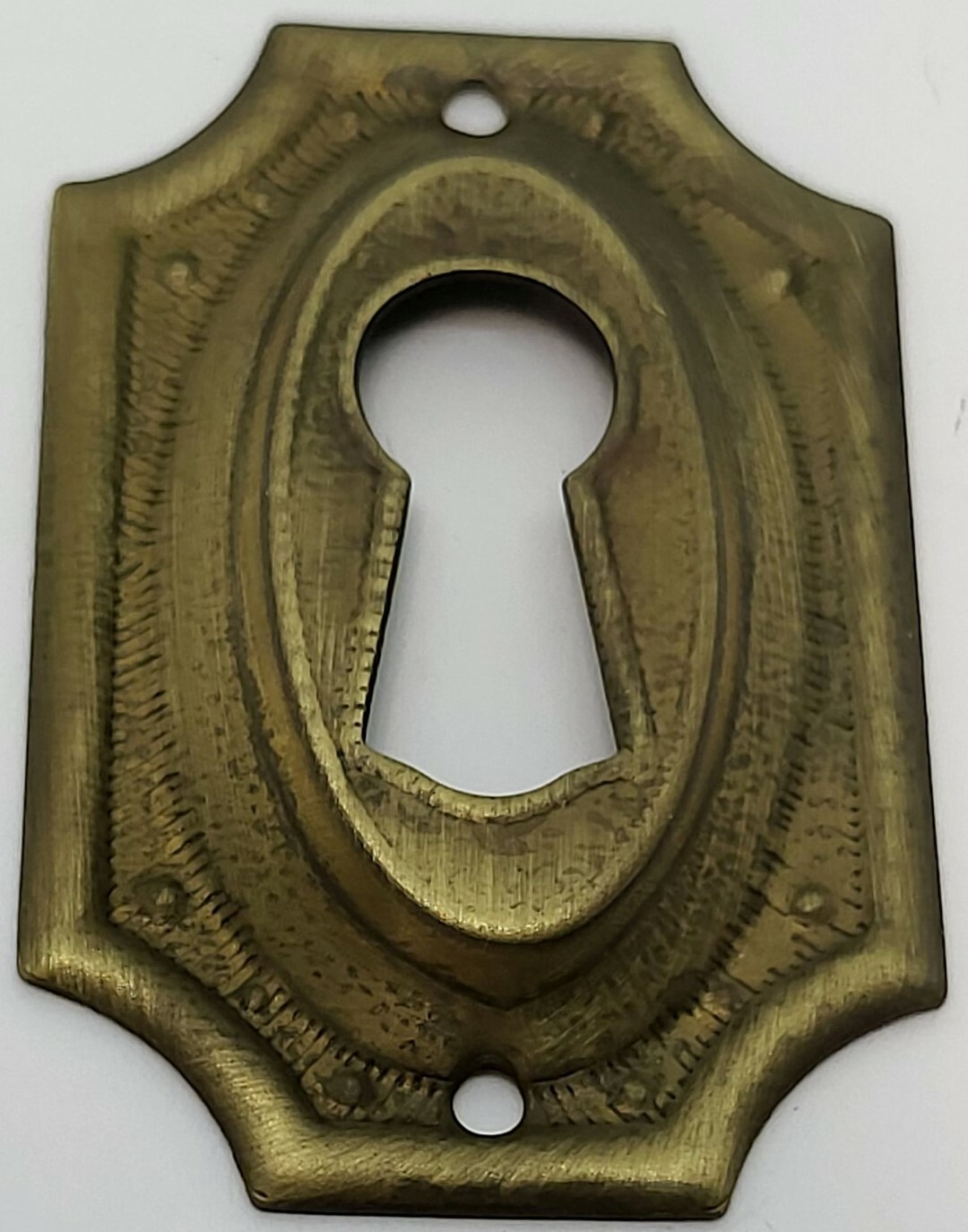 KEYHOLE COVER Plate Colonial Revival Hepplewhite Sheraton Stamped Brass antique