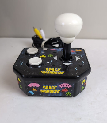 Space Invaders Plug n Play TV Arcade Retro Video Game - Tested & Working