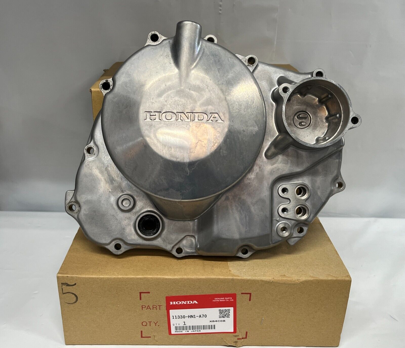 HONDA NEW GENUINE OEM RIGHT CRANKCASE COVER 2008-14 TRX400EX HONDA NEW GENUINE OEM RIGHT CRANKCASE COVER 2008-14 TRX400EX