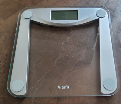 Bilancia Digitale : VitaFit. Vetro/Pari a Nuovo.