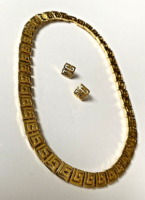 Givenchy Vintage G Choker Necklace Matching GG Stud Earrings Gold-toned