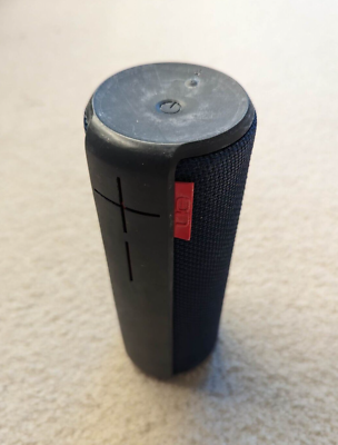 UE Boom Wireless Bluetooth Speaker S-00122