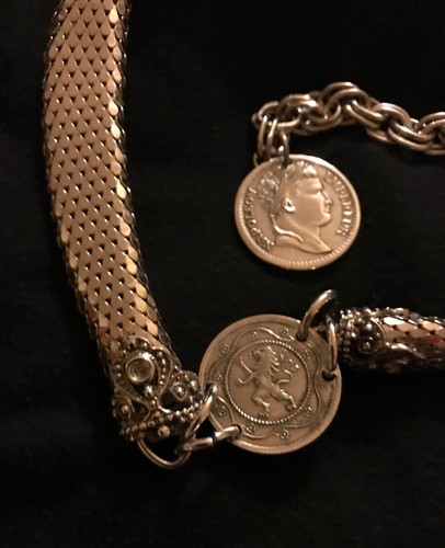 Vintage Silver Toned /plated, Fish scale /Mesh Chain Belt w/ Napoleon Coins