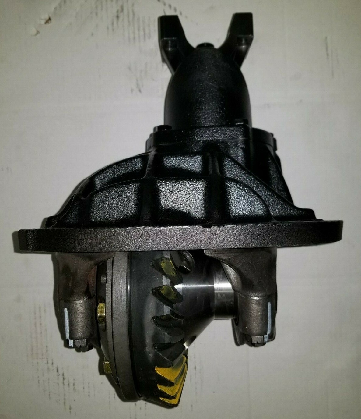 8 Ford Center Section 3rd Member Billet Posi Trac - 3.55 Ratio Mustang Rear End