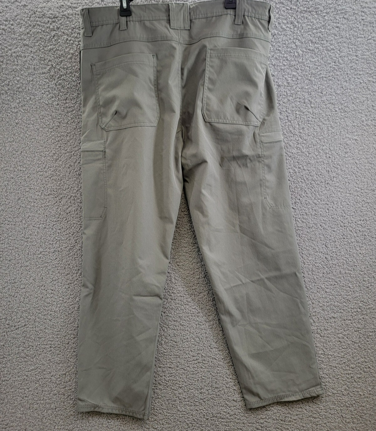BASS OUTDOOR Essential Tech Cargo Pants Men's 40 Castor Gray Button Zip Closure - Picture 12 of 18