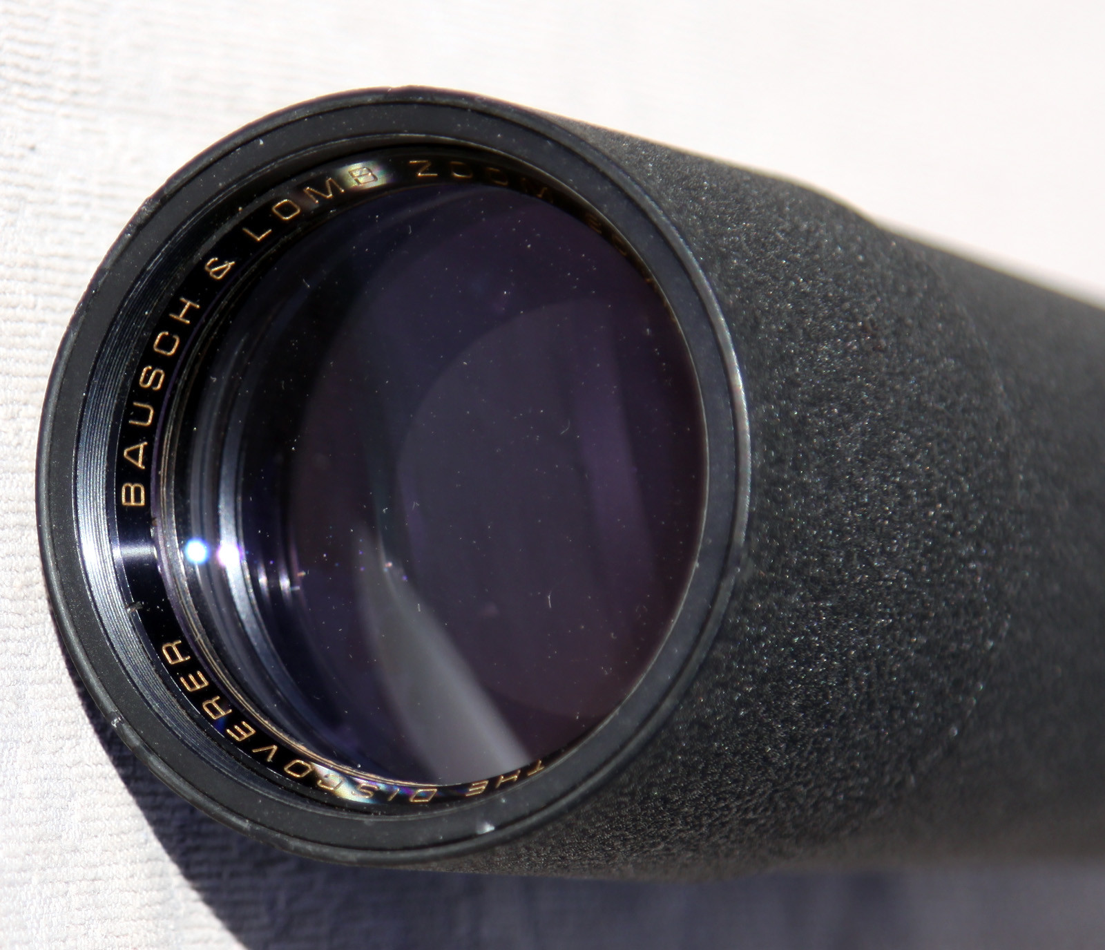 Bausch & Lomb The Discoverer 60mm 15x-60x Zoom Telescope