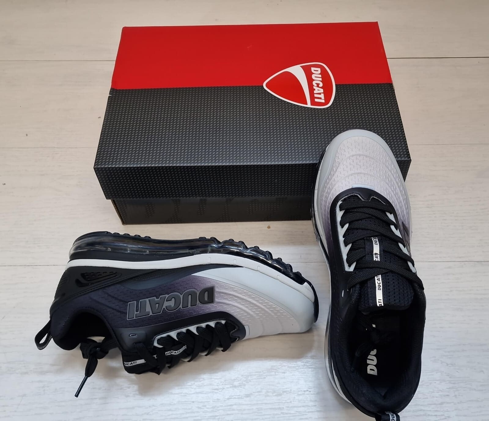 Fw24 Ducati Corse Sneakers Turbo Air Official Du25M106 Cb03