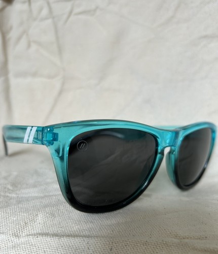 S Surfliner Sport Sunglasses Teal Frames & Black Polarized Lenses