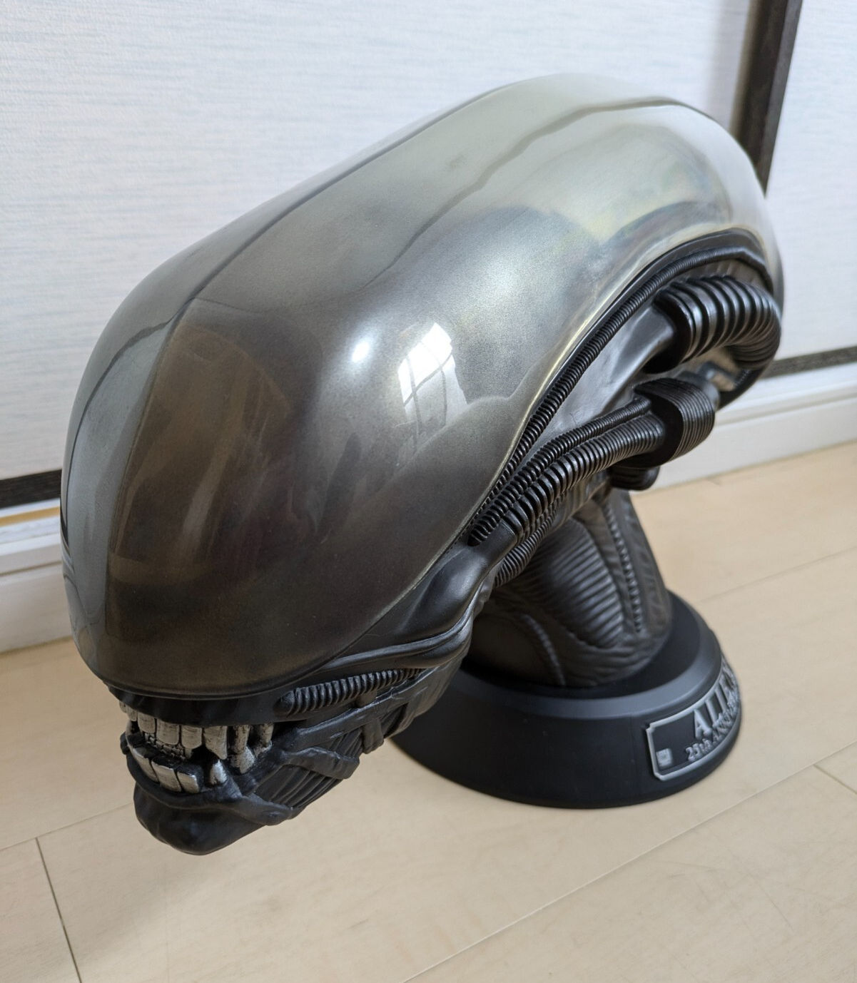 Alien 25th Anniversary Alien Head Figure DVD Set | eBay
