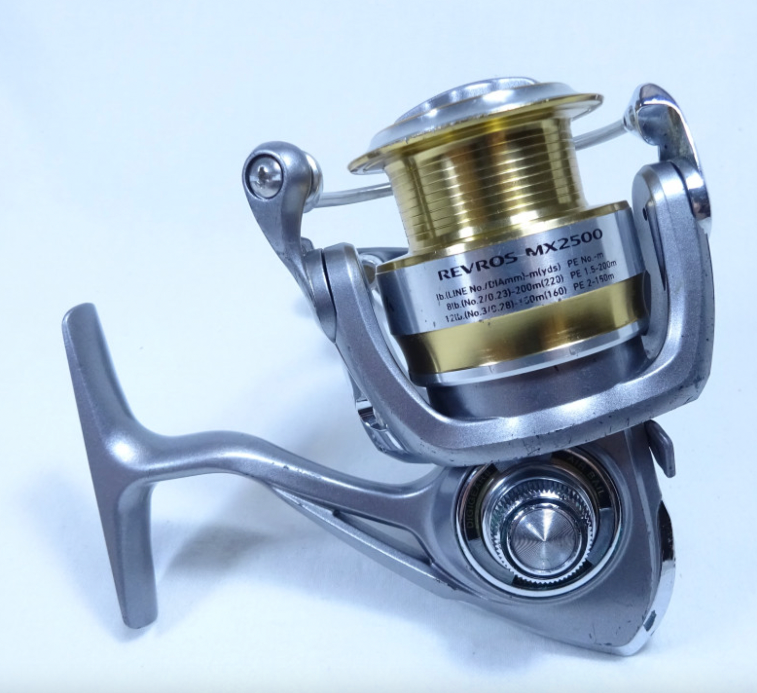 ダイワ「REVROS 2500 」「WORLD SPIN3000」
リールセット 71QhuHOFzcL._AC_SY200_QL15_.jpg