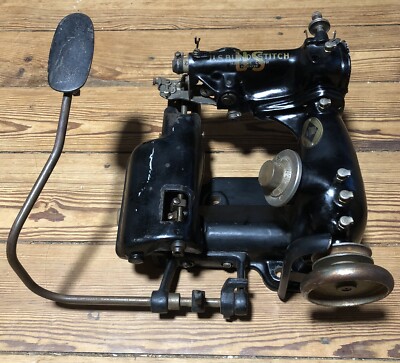 US Blind Stitch Machine Corp USA Model 88PB Sewing Machine Video Link In Desc