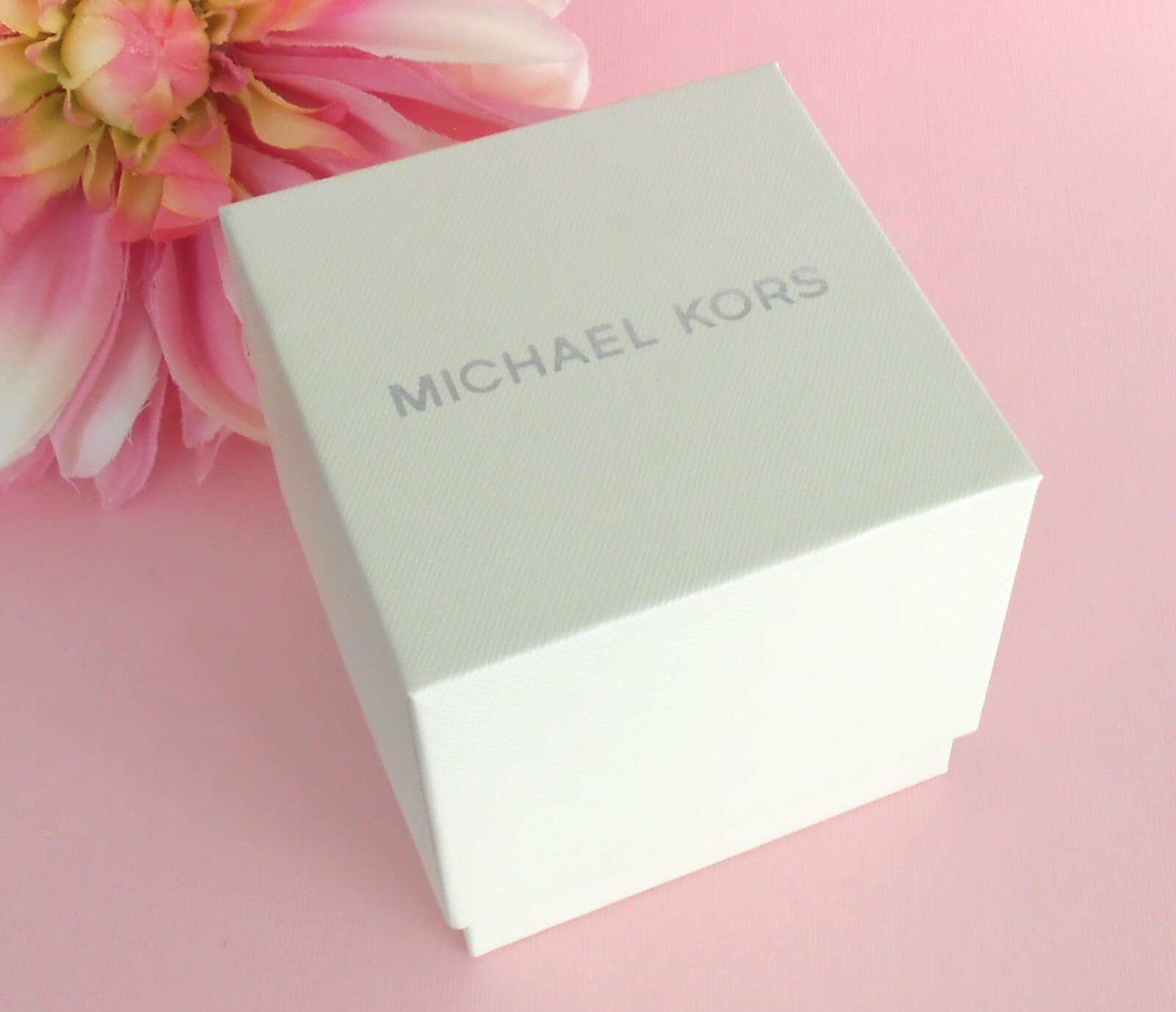 Наручные часы NIB $150 MICHAEL KORS 