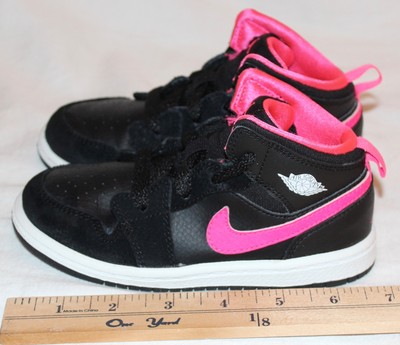 Air Jordan Retro 1 - Kids - Valentine's Day - SneakerNews.com
