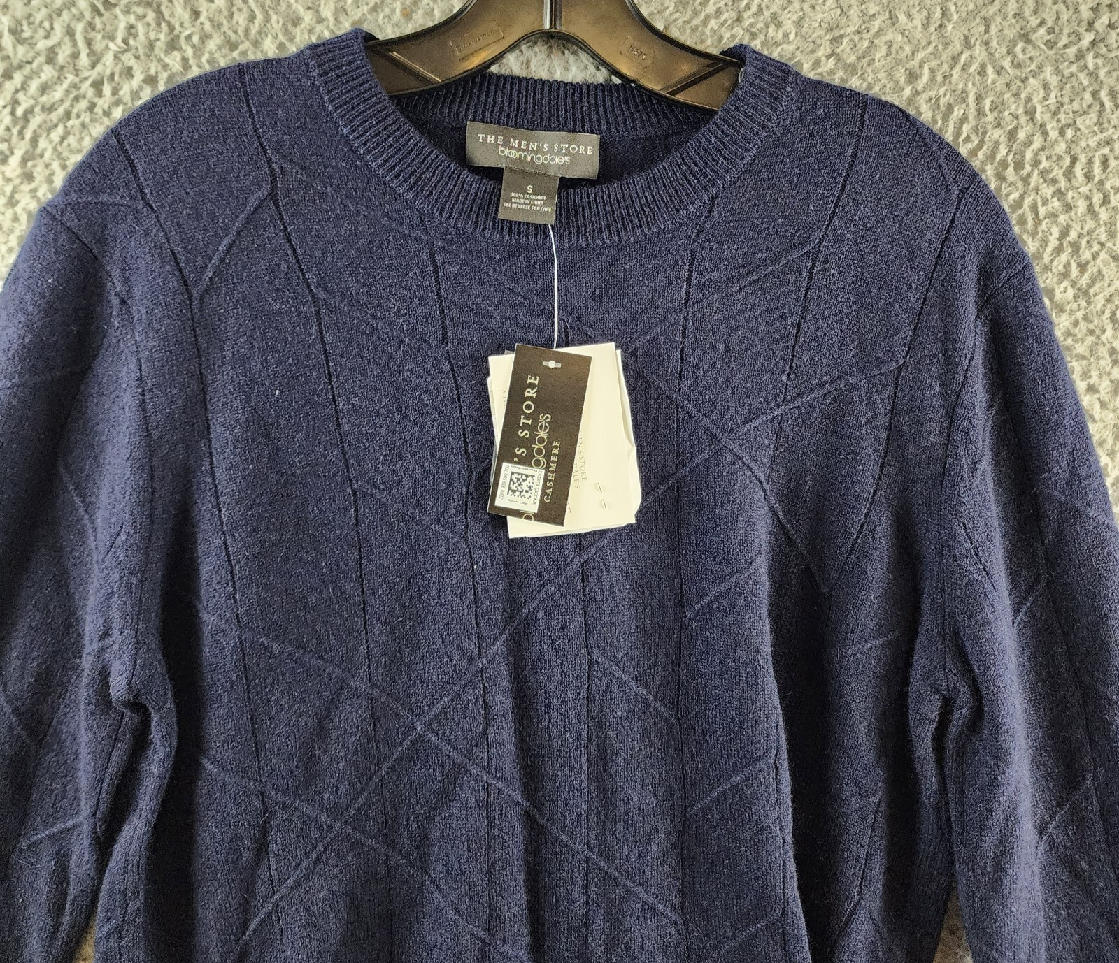 The Men's Store at Bloomingdale's Novelty Stitch Sweater Men's S Navy Blue L/S - Picture 6 of 14