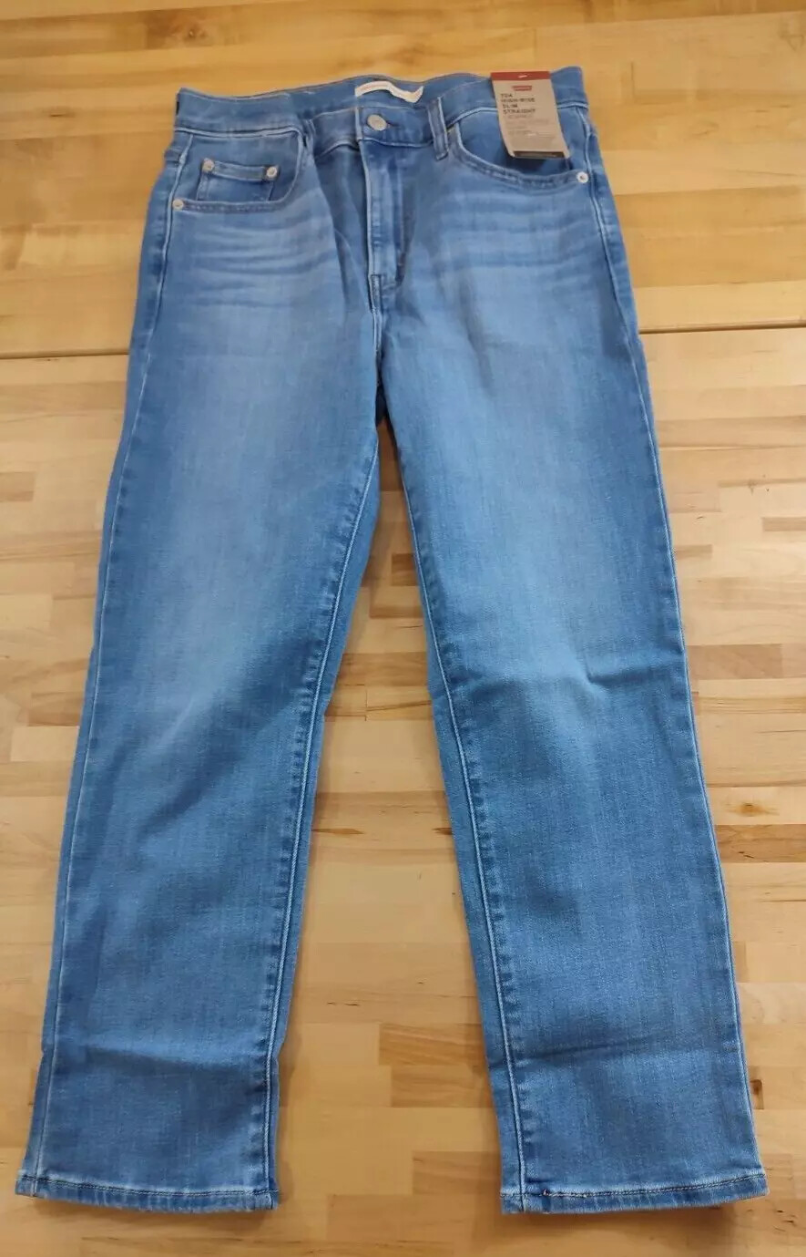 Levi's Women's 724 High-Rise Corpped Slim Stretch Pants