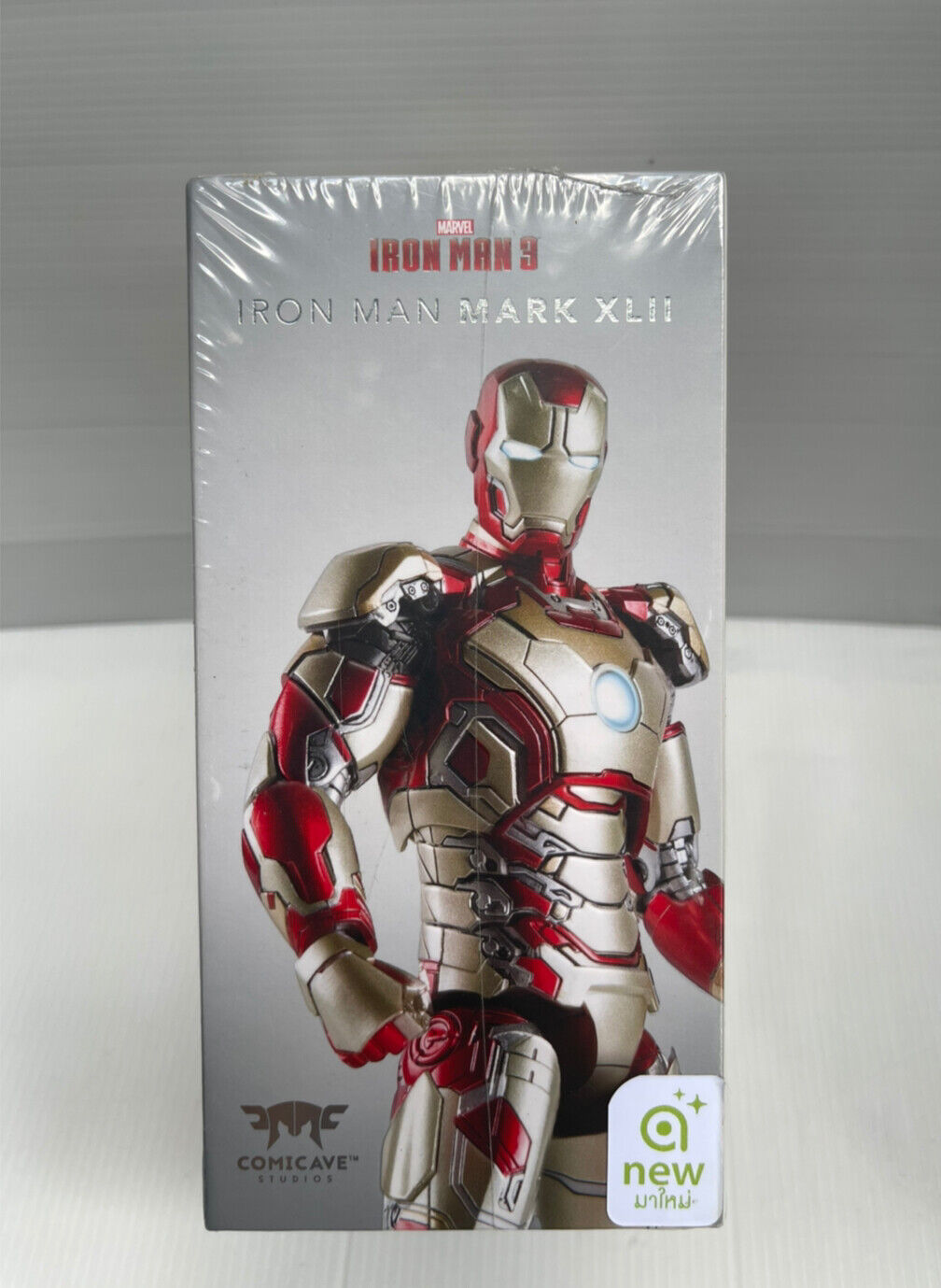Comicave Studios 1/12 Scale Iron Man Mark XLII Collectible Comicave Studios 1/12 Scale Iron Man Mark XLII Collectible