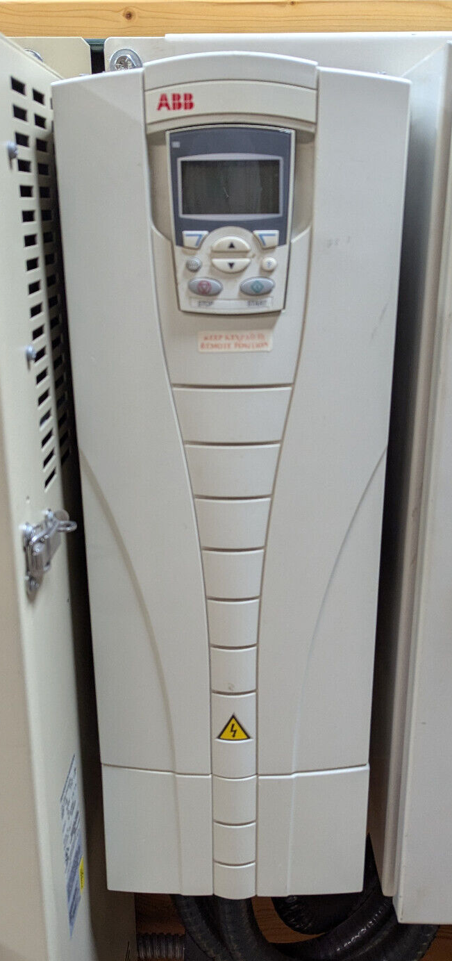 ABB ACS550-U1-031A-4 AC Drive 15kW 400V Variable Frequency Drive - Image 1