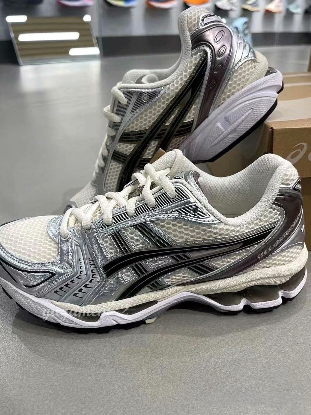 New ASICS Gel-Kayano 14 Cream Black Metallic Plum 1201A019