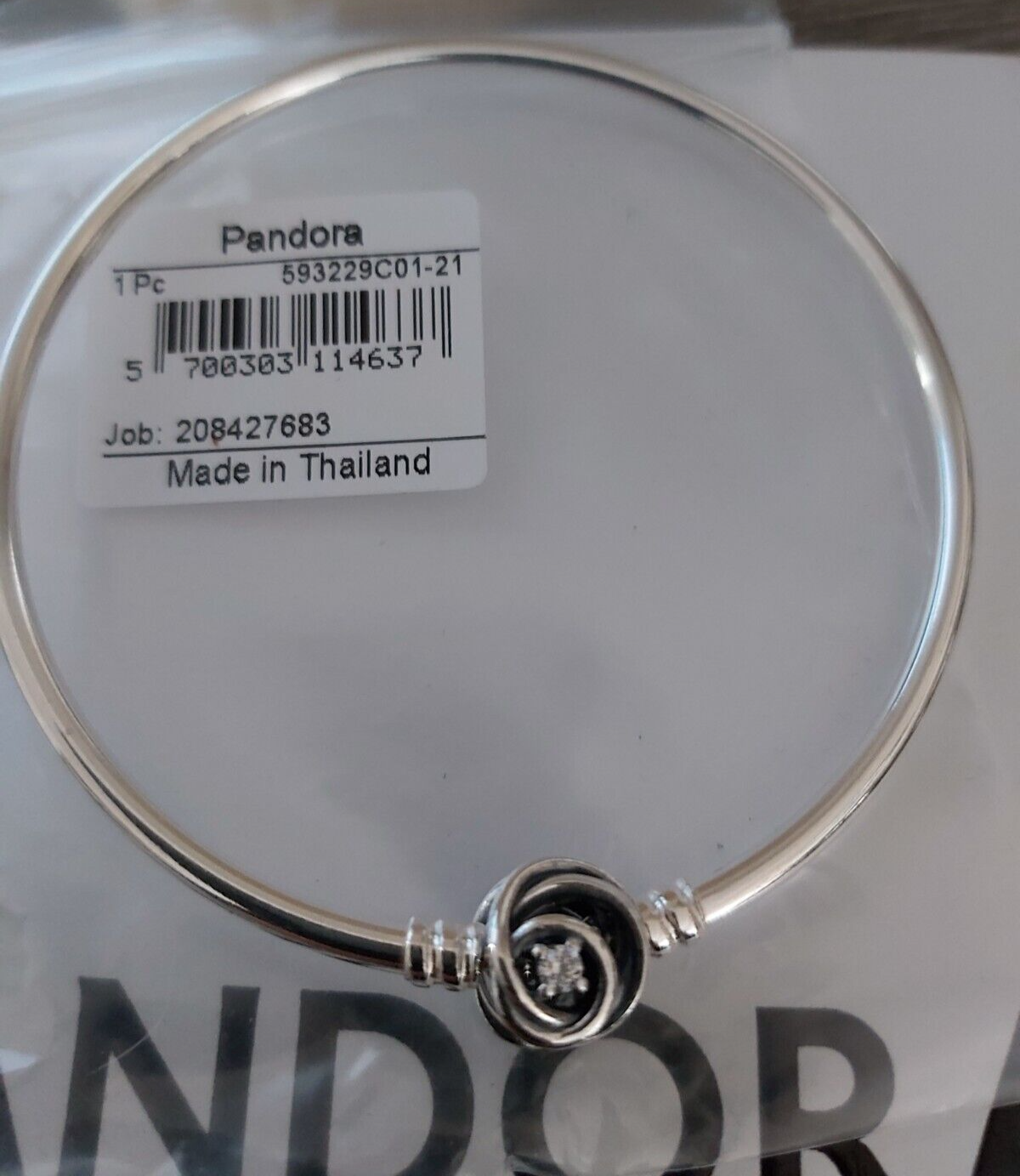 Pandora Moments Encircled Clasp Bangle | Sterling silver