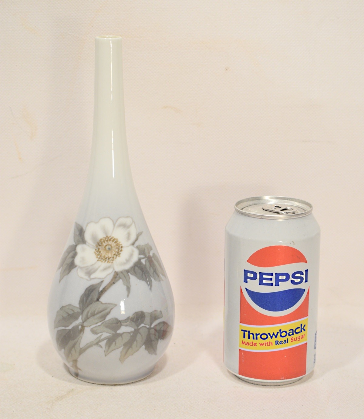 Pre 1935 Royal Copenhagen 9 1/2