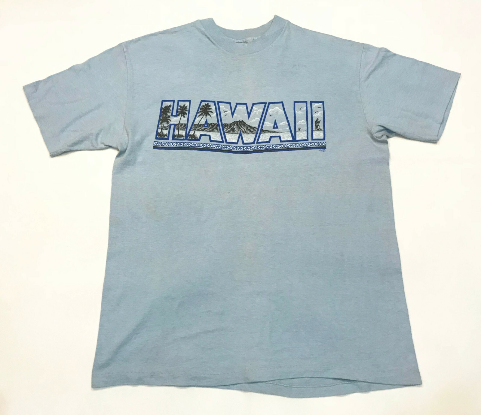 Vintage Hanes Hawaii Islands Ocean Beach Surf T-Shirt Light