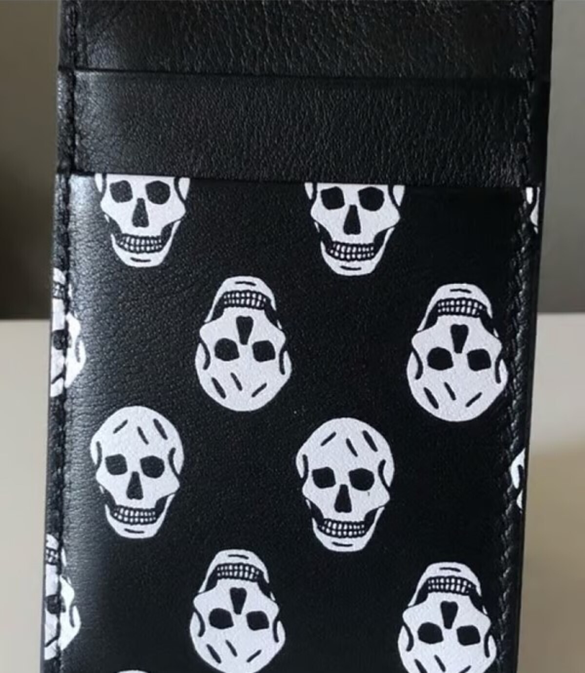 Pre-owned Alexander Mcqueen 'black W/ White Biker Skulls' Men's Leather Cardholder