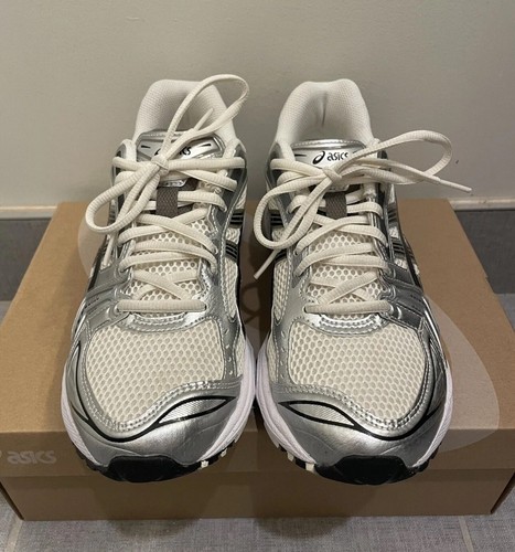 Pre-owned Asics Size 10-  Gel Kayano 14 Cream/black In White