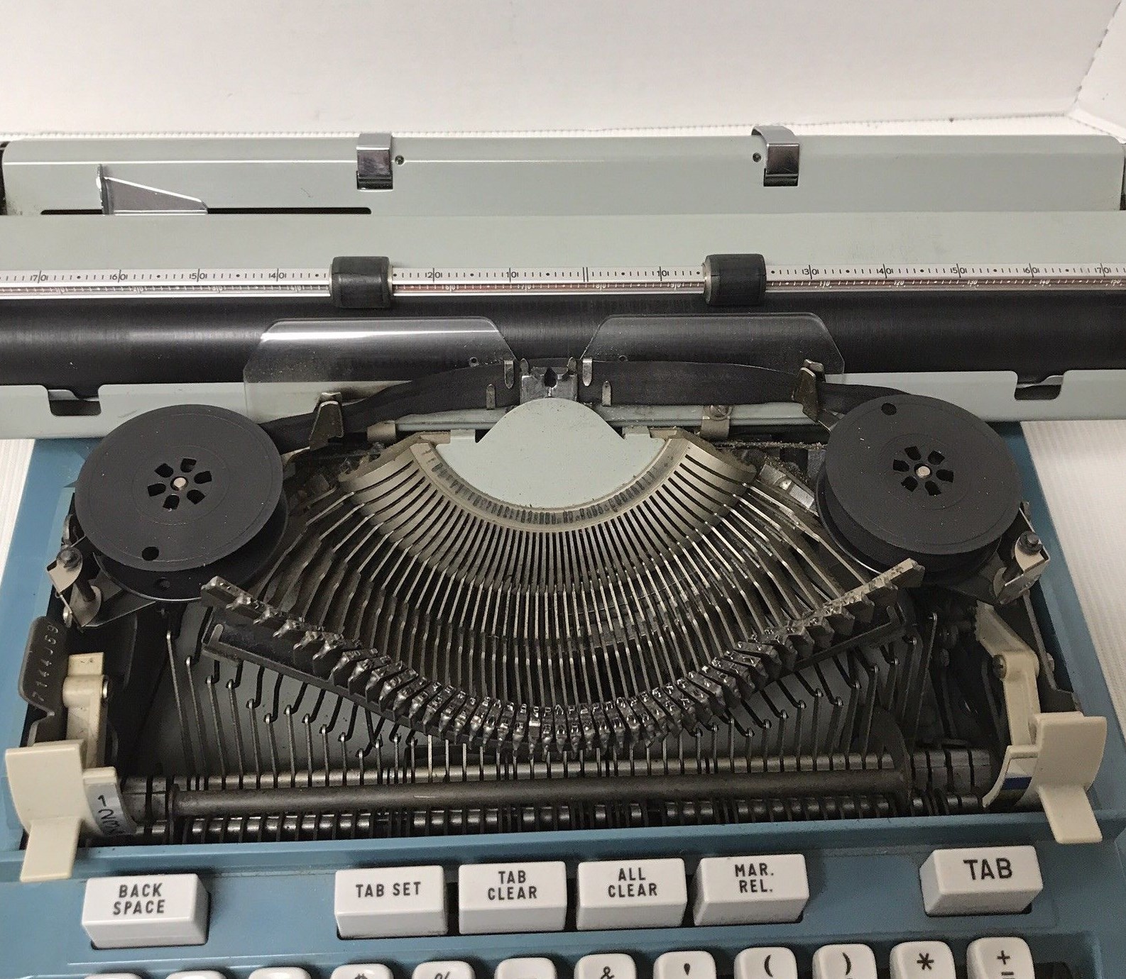 Vtg Hermes 3000 Manual Typewriter Blue & Case