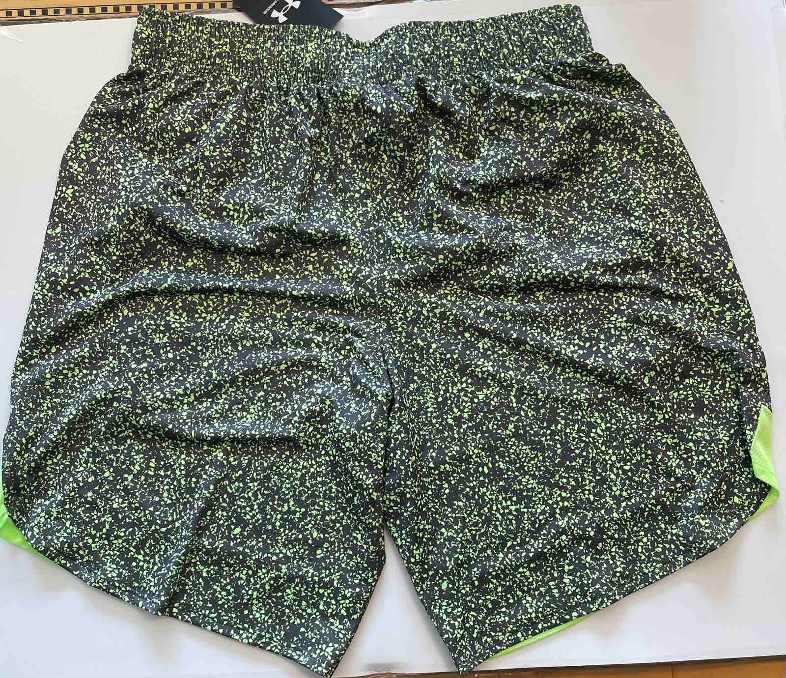 Under Armour Men's Train Stretch Printed Shorts Large Green Black Loose Gym NEW