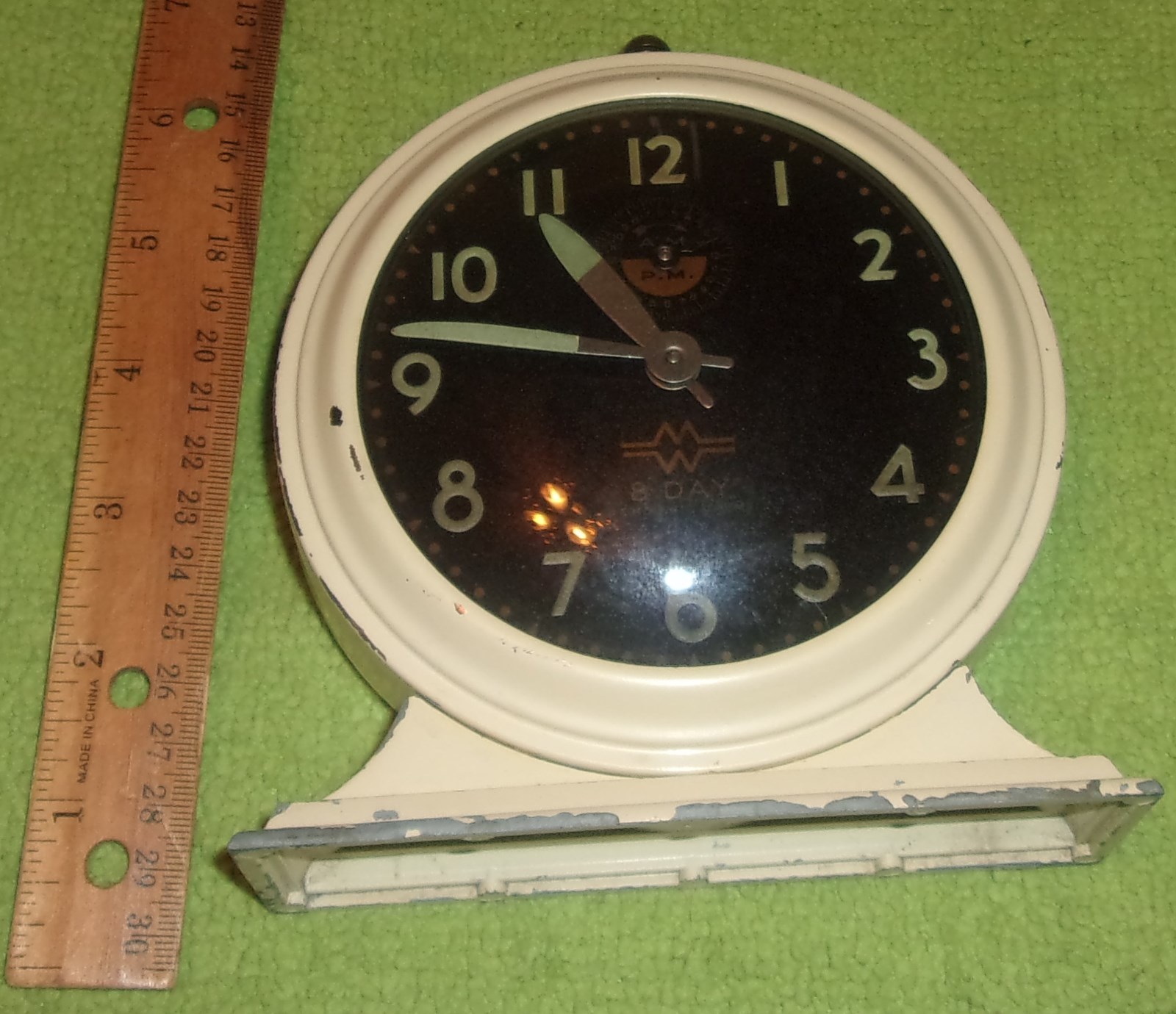 antique 8 Day Automatic alarm clock Art Deco Mid-Century decor display