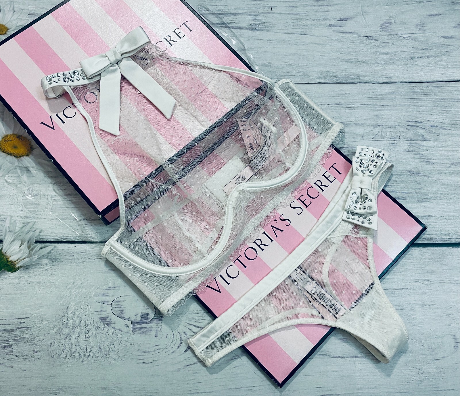 NWT Victoria s Secret Dream Bow Бюстгальтер без подкладки с высоким вырезом + стринги Blink Stones