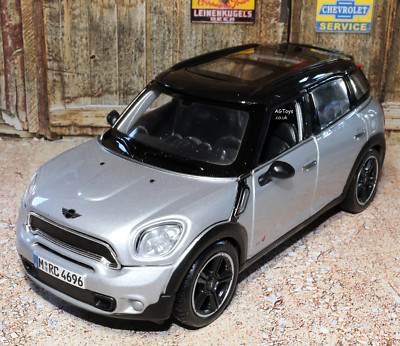 maisto mini cooper 1 24