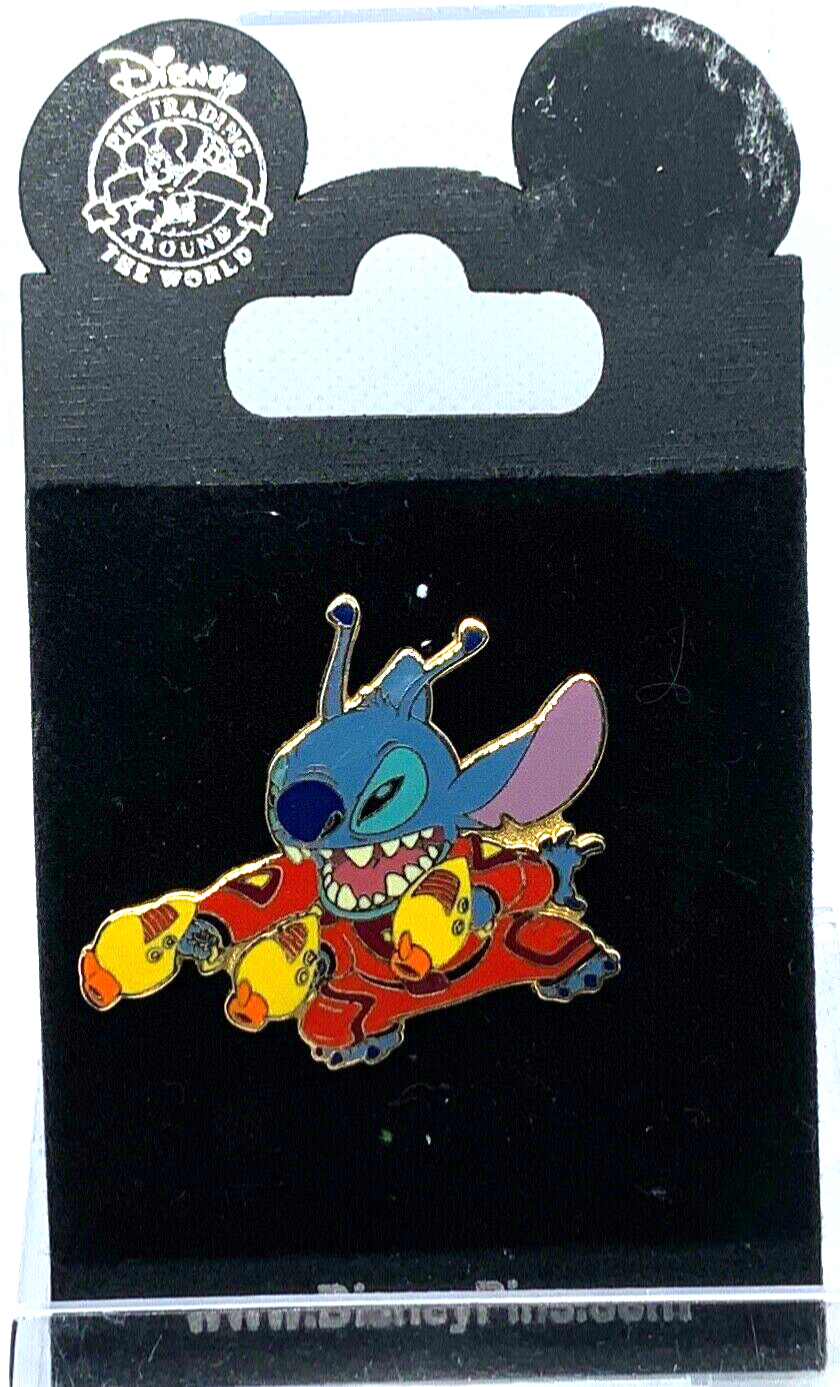 レア！Stitch CrashesDisney☆ピンバッジ全12種&ホルダー1冊 Disney Store Stitch Crashes Disney Jumbo Pins Full Set (1-12