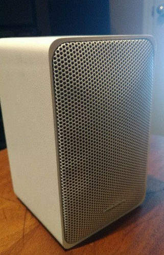 Realistic Minimus 7 Speakers Made In Korea, White, excellent overall condition.