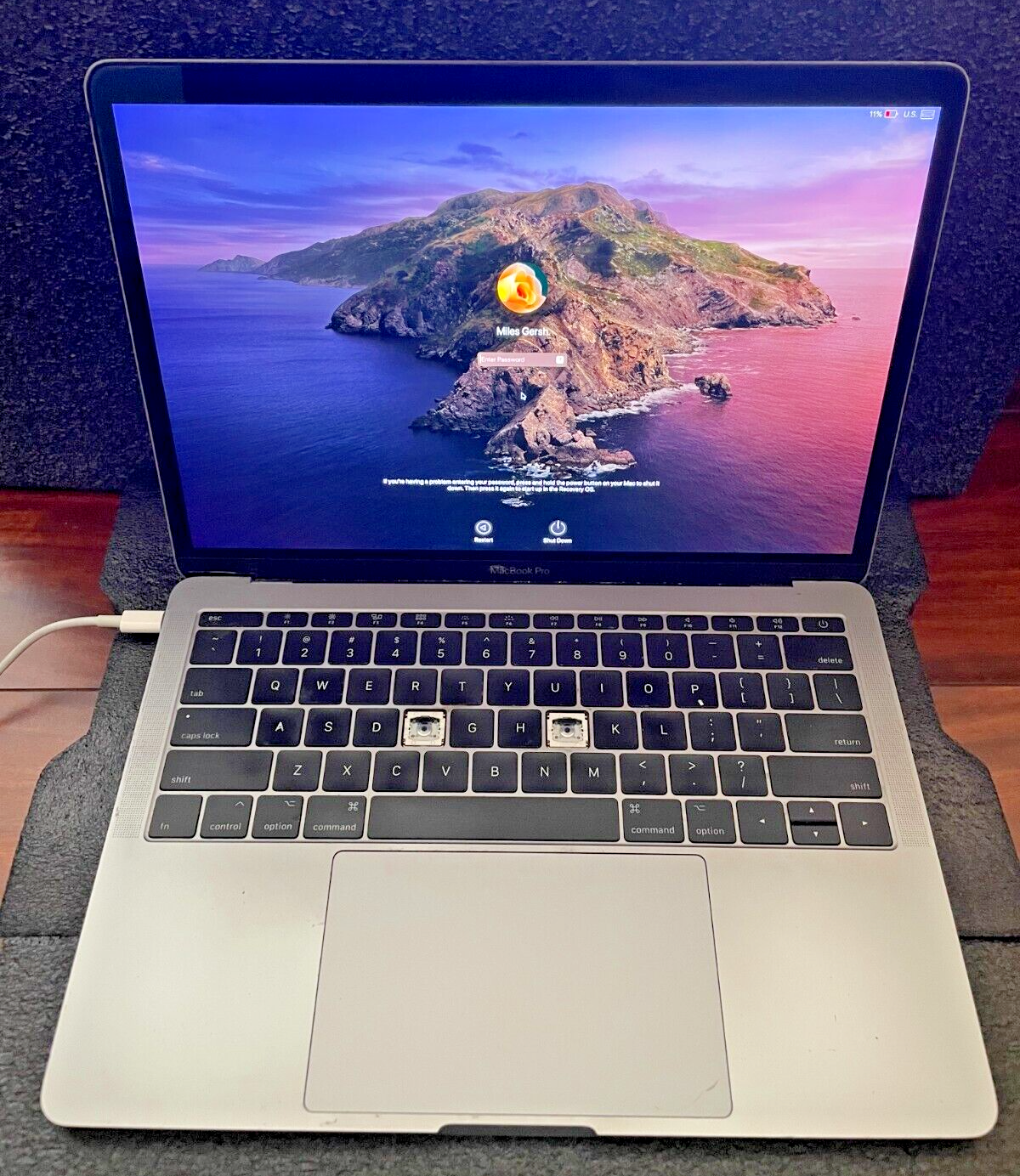 2017 Apple MacBook Pro 13-inch A1708 For Parts | eBay