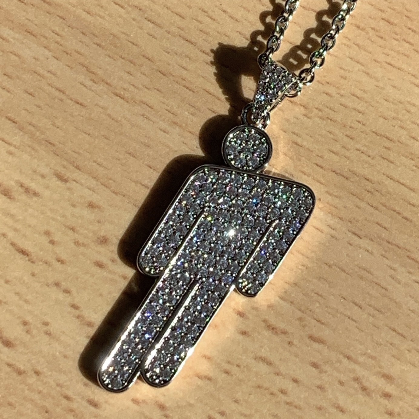Billie Eilish ネックレス Billie Eilish BLOHSH Necklace! Iced Out Pendant + Stainless