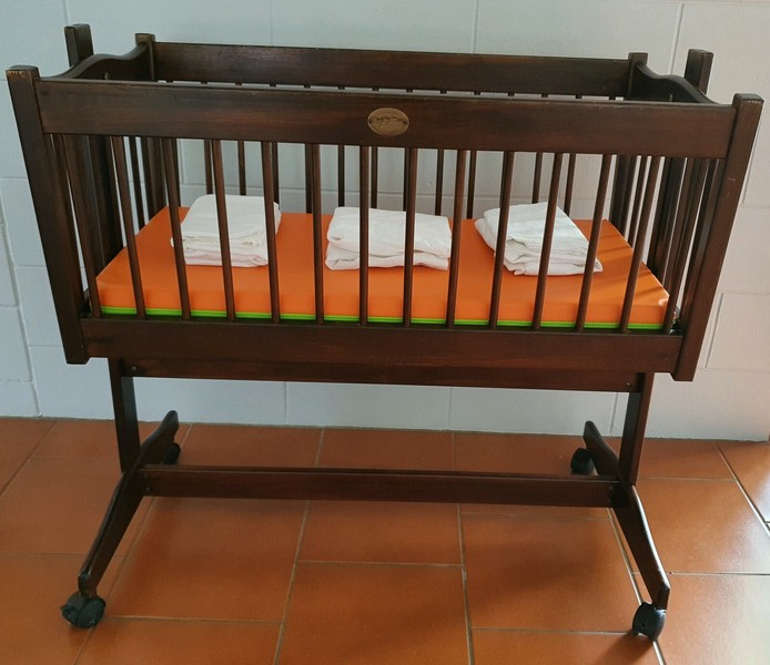 timber bassinet