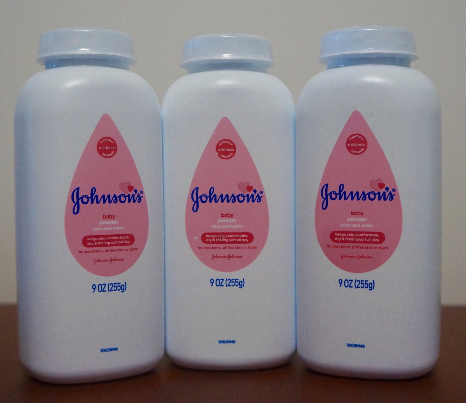 HUGE Lot of 16 Johnson's Aloe & Vitamin E Pure Cornstarch Baby Powder Variety