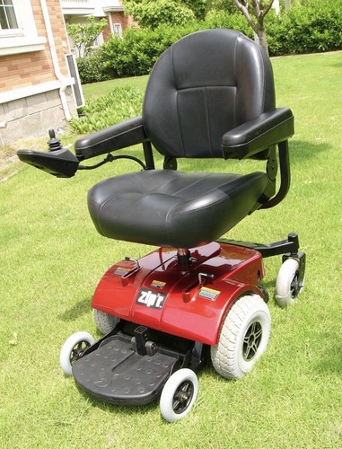 The Zip'r PC Power Wheelchair Red - Free Shipping