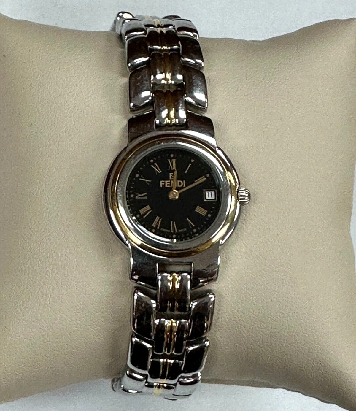 【美品】FENDI フェンディ腕時計 980L 美品】FENDI フェンディ腕時計 980L