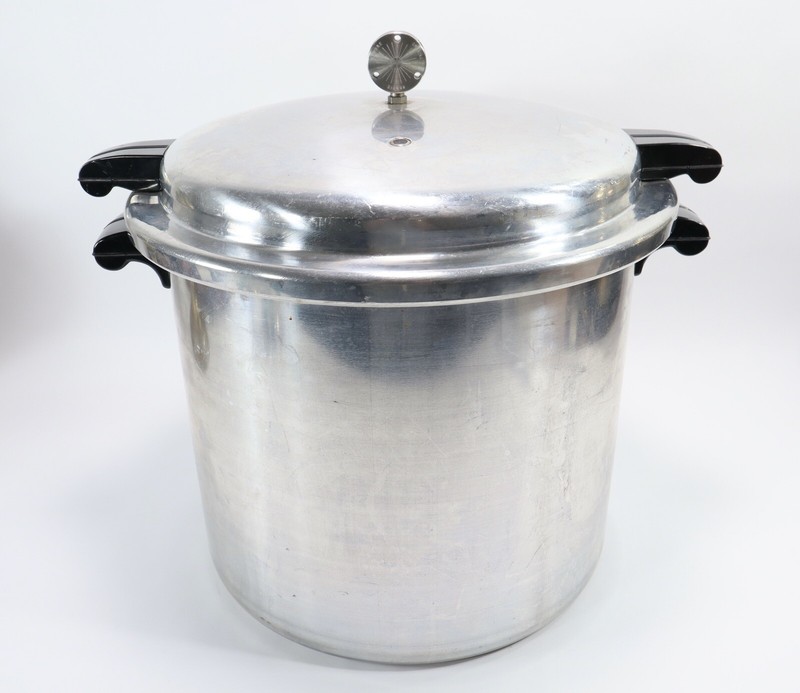 Vintage Mirro-Matic 22 Pressure Cooker Pressure Canner Aluminum 22