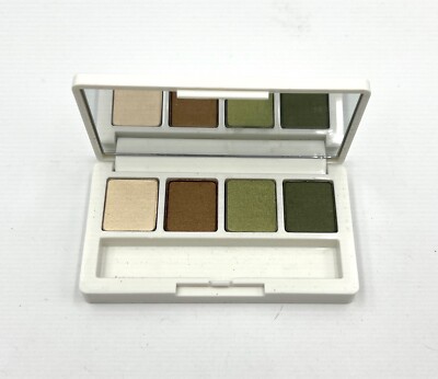 Clinique All About Shadow Quad: 05 on Safari /2A  Lemongrass / 07 Buttered Toast