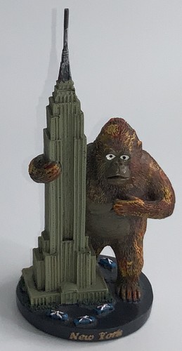 アンティーク雑貨 Empire State Building with King Kong Empire State Building With King Kong 4 Inches – Zizo USA Inc