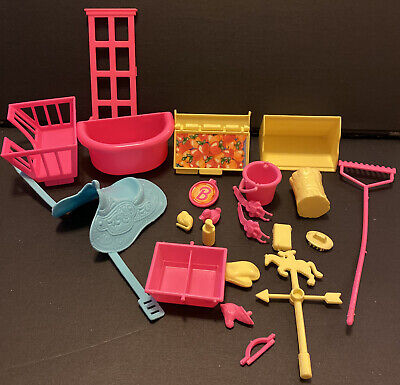 1995 Barbie Doll Horse Feeding Fun Stable - Replacement Pieces