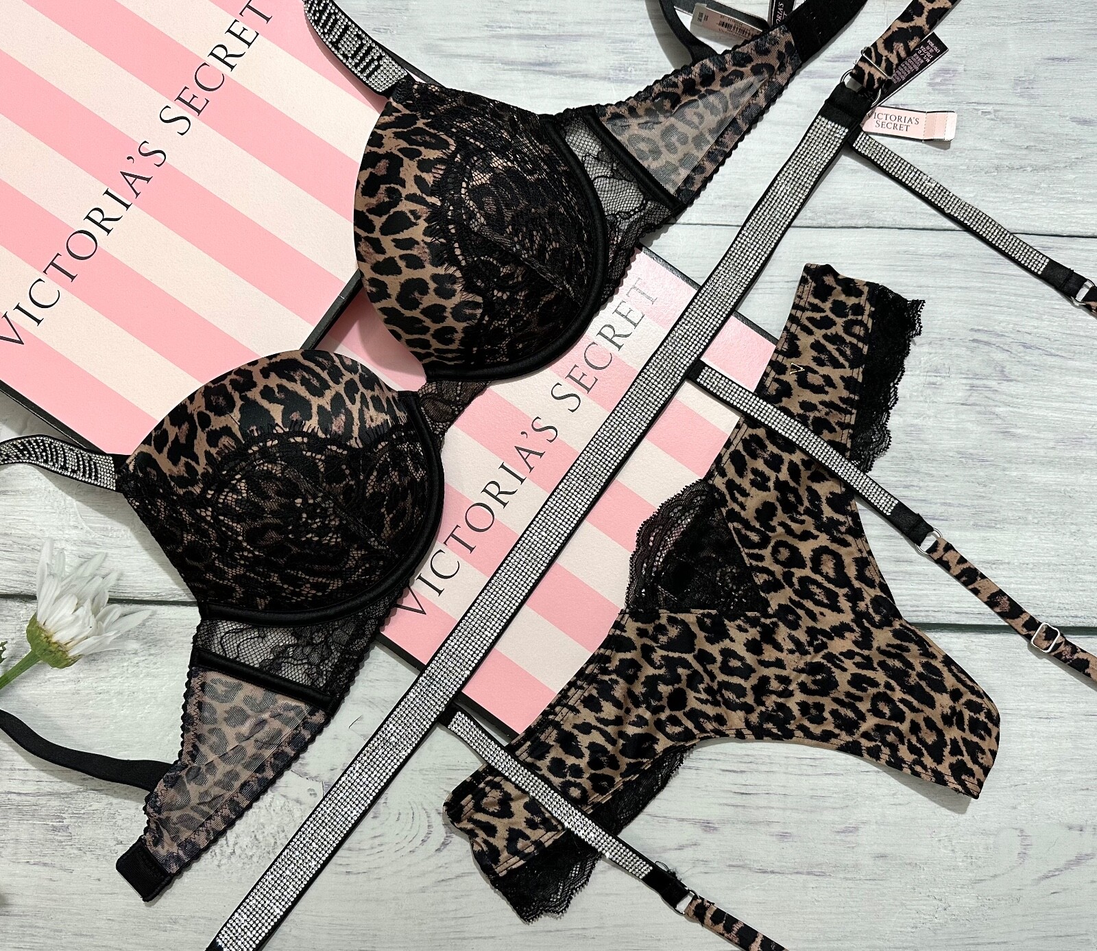 

VICTORIAS SECRET Очень сексуальный бюстгальтер с блестящими бретелями пуш-ап с подвязками, комплект из 3 предметов, леопардовый, Leopard
